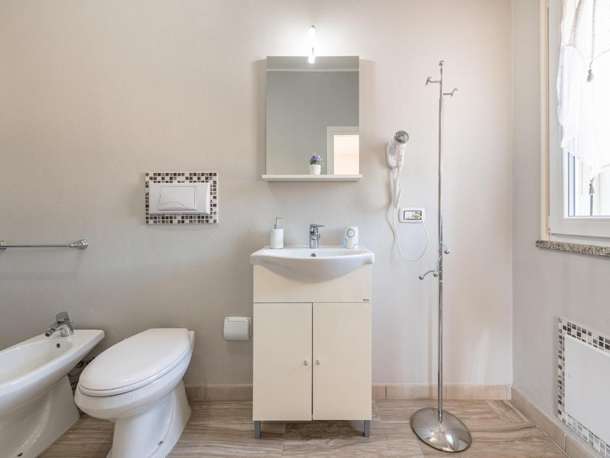 סולאנאס Villa Chiara Solanas מראה חיצוני תמונה