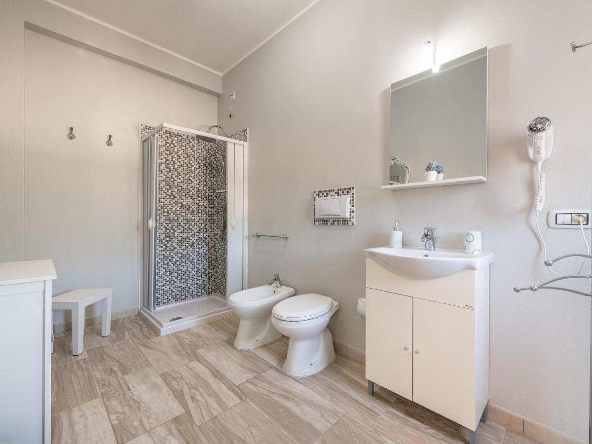 סולאנאס Villa Chiara Solanas מראה חיצוני תמונה