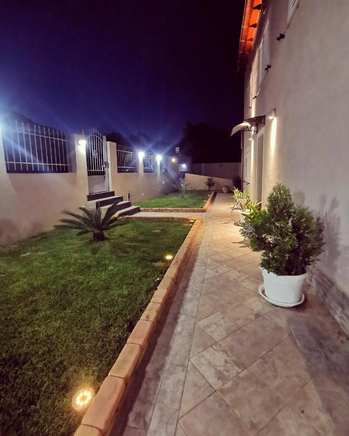 סולאנאס Villa Chiara Solanas מראה חיצוני תמונה